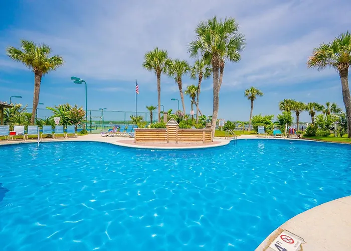 Apartment Surf & Racquet 303a
