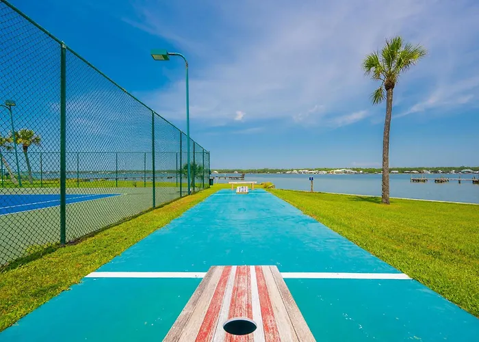 Surf & Racquet 303a Apartment